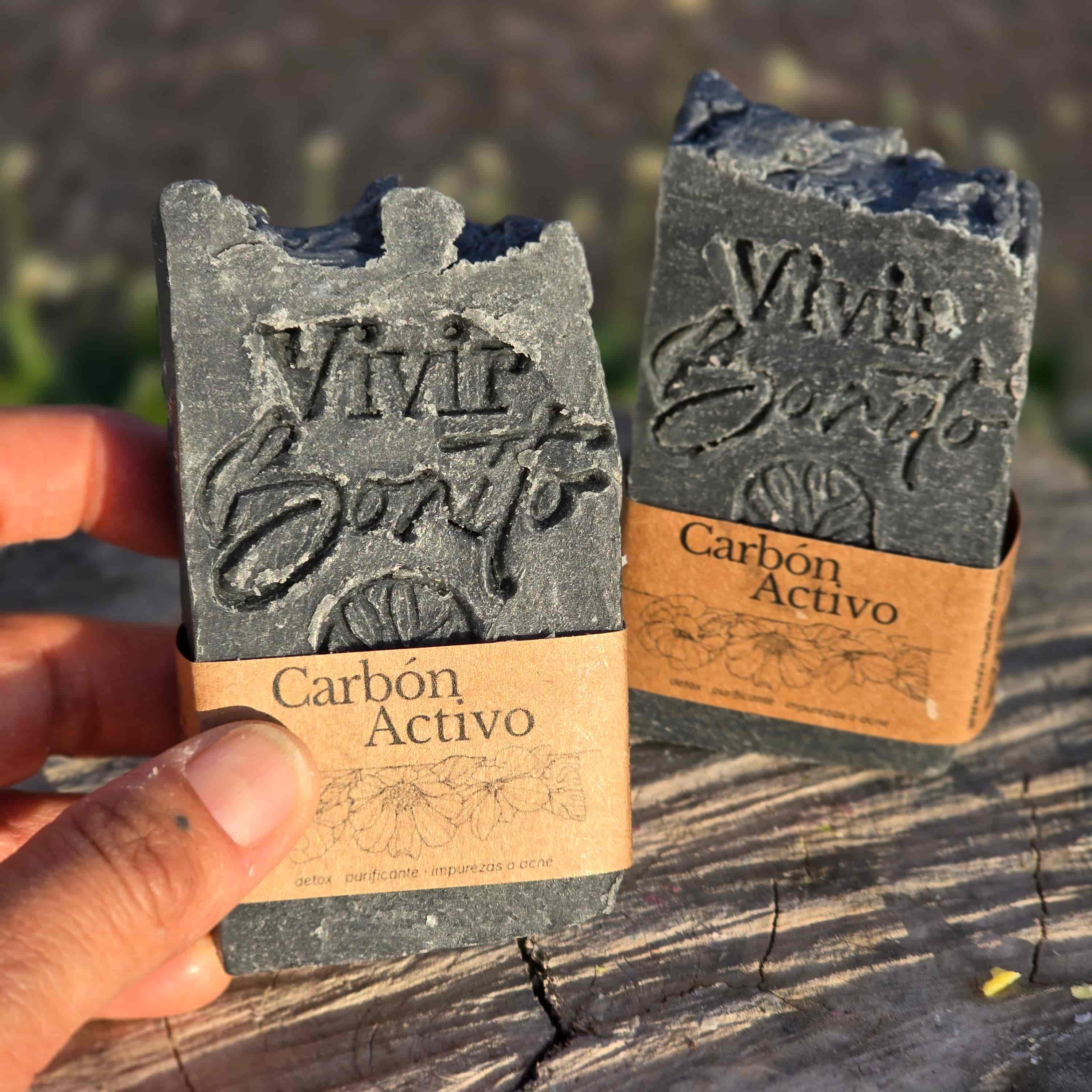 Jabón Natural Artesano · Carbón Activo · 100 gr