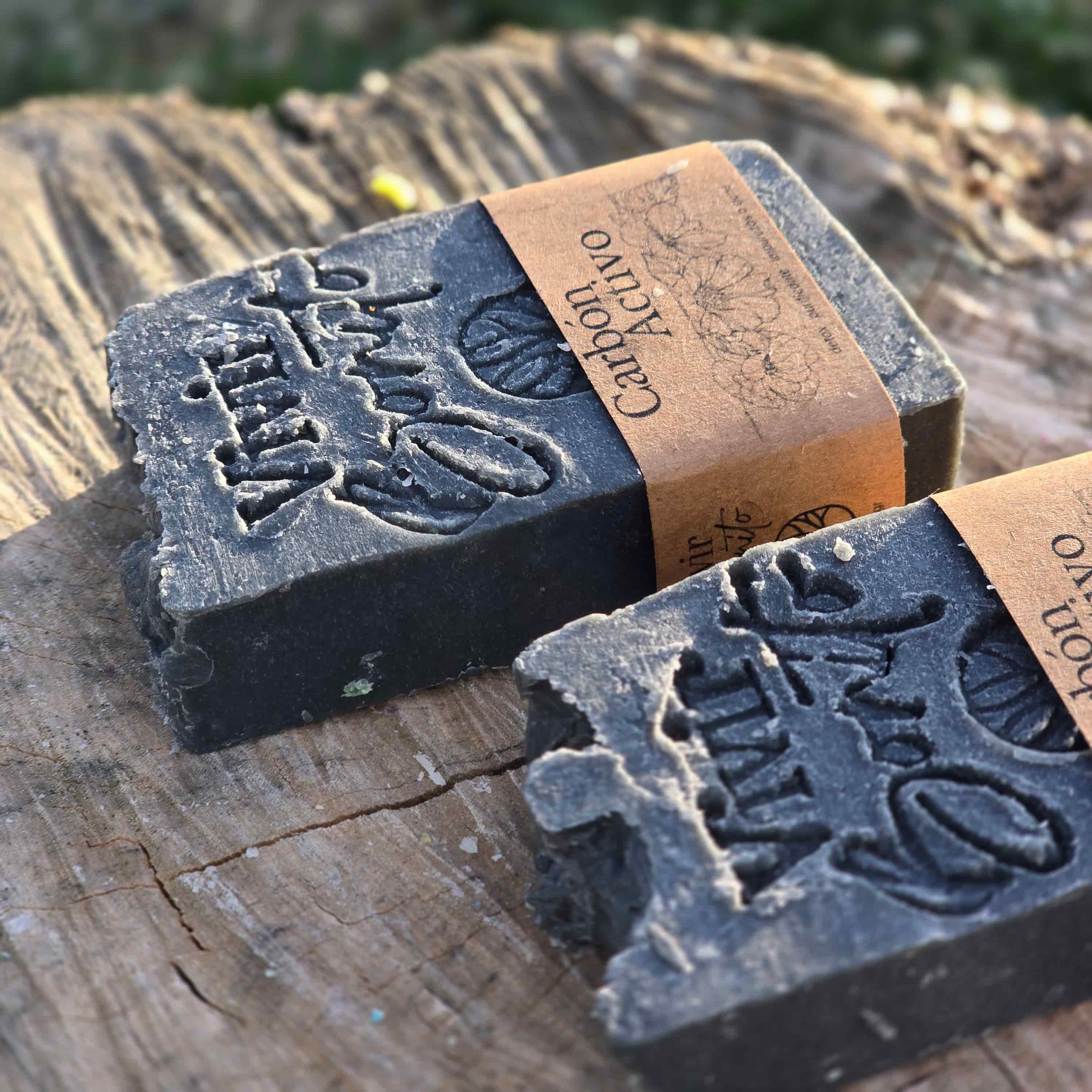 Jabón Natural Artesano · Carbón Activo · 100 gr